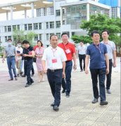 实地察看各考点的科场、从考室、保密屋